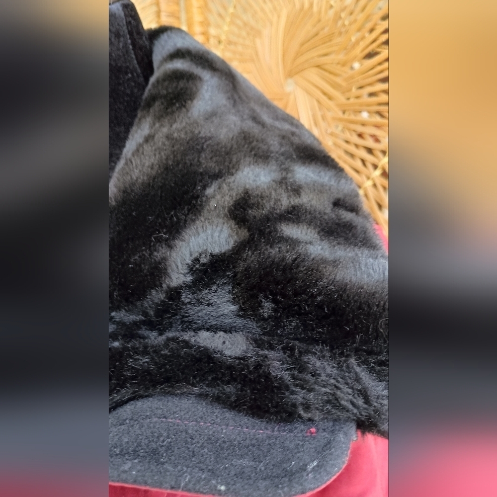 Vintage Nils Women's Burgundy Jacket with Black Collar_12 - Picture 7 of 11